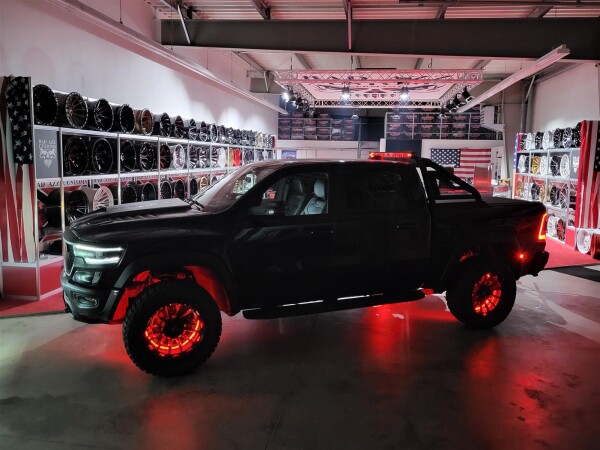 LED Multi Color Wheel Rings Felgenbeleuchtung mit Bluetooth App und Fernbedienung